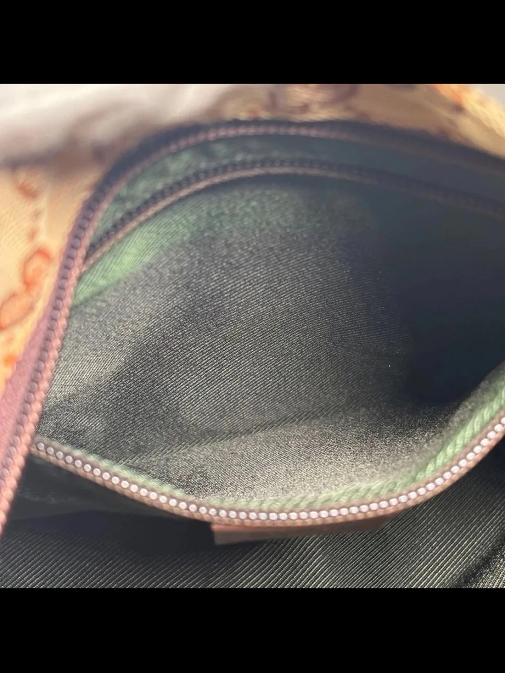 Gucci classic gg